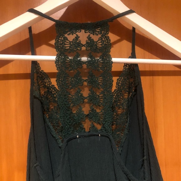 Wet Seal | Lace-trim crop top - Picture 6 of 7